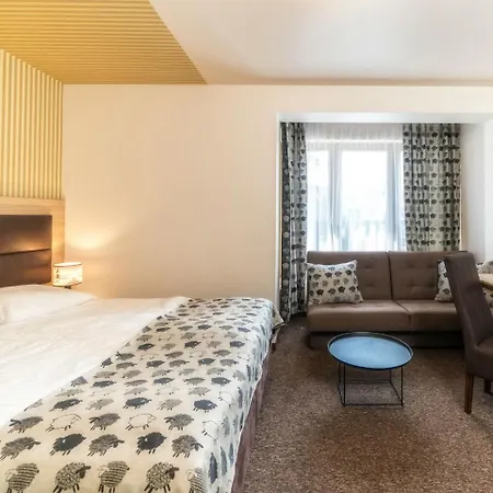 Wellness & Ex Korona Tatr Hotel 3*