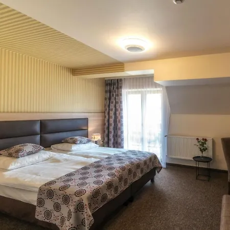 Wellness & Ex Korona Tatr Hotel 3*