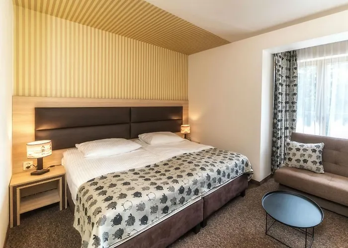 Hotel Wellness & Ex Korona Tatr 3*